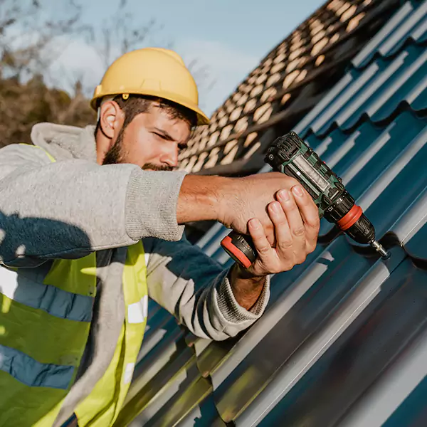 Why Oceanside Property Owners Choose Oceanside Roofing Pros for Metal Roof Replacement?